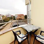 公寓 With A Swimming Pool - 5943