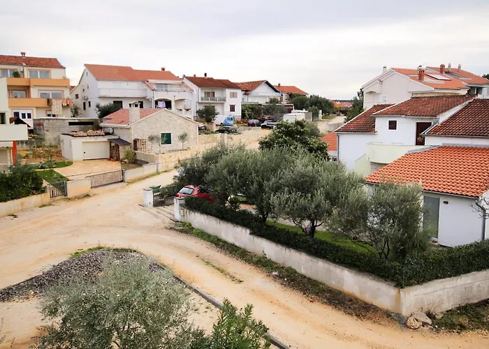 With A Swimming Pool - 5943 Lägenhet Zadar