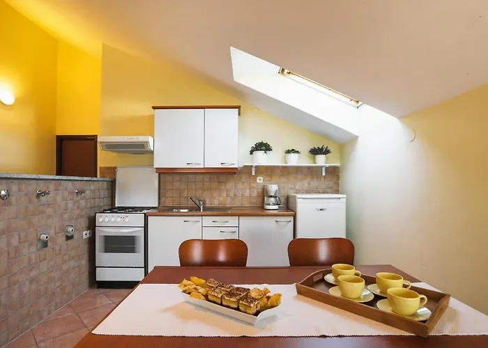 With A Swimming Pool - 5943 Zadar